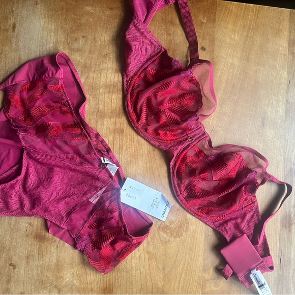 NWT Chantelle Lace Bra and Panty Set - Red 36 DD & XL - Picture 1 of 3